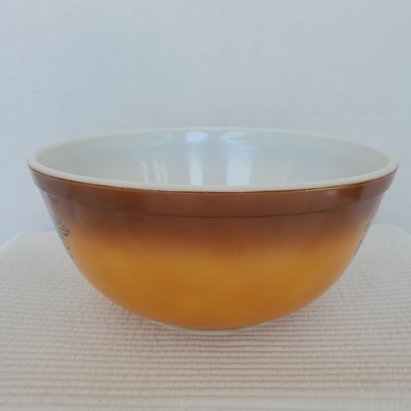 2 Pyrex Old Orchard Mixing 403 402 Bowls Fruit Brown Round 2.5qt 1.5 qt - Picture 5 of 16